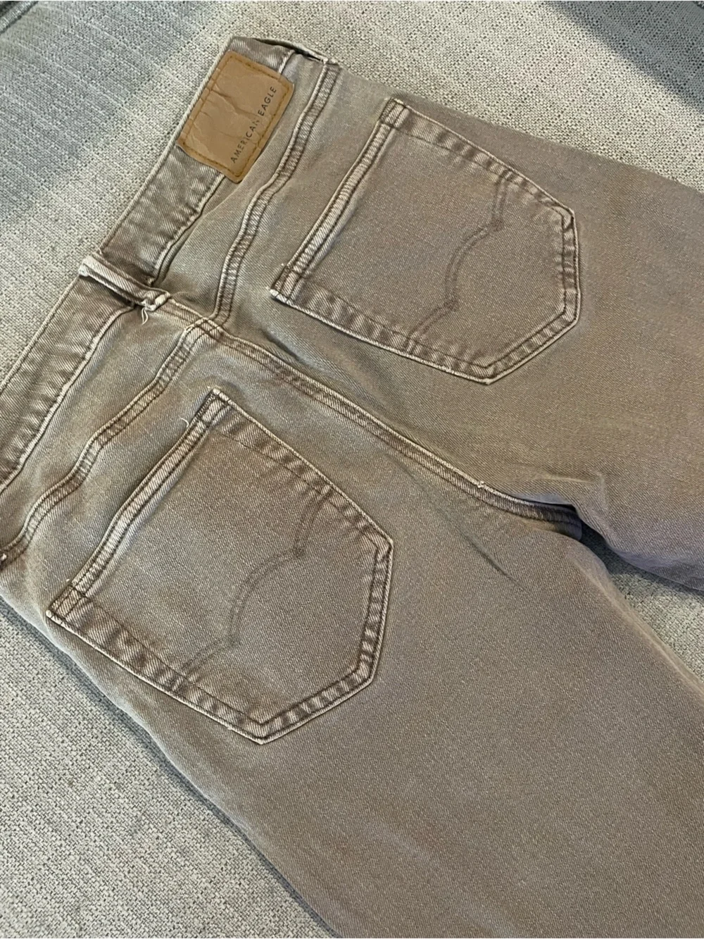 American Eagle Outfitters Straight Leg Jeans in Taupe Brown